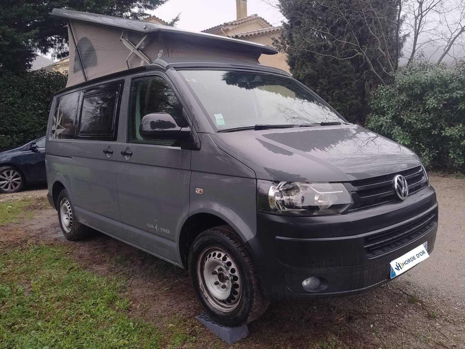 Westfalia Club Joker City 2015 en escapade nature près d’Uzès, le van 4Motion prêt pour l’aventure.