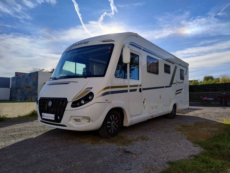 Intégral Haut de Gamme BAVARIA I 741 C Allure - Lit central Sur Equipé, Barbecue à Gaz - Révisé, Distribution à jour, Pneus Neufs à Saint Hilaire de Brethmas (30)